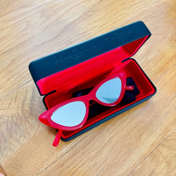 SOLD - Picture 4 of 6